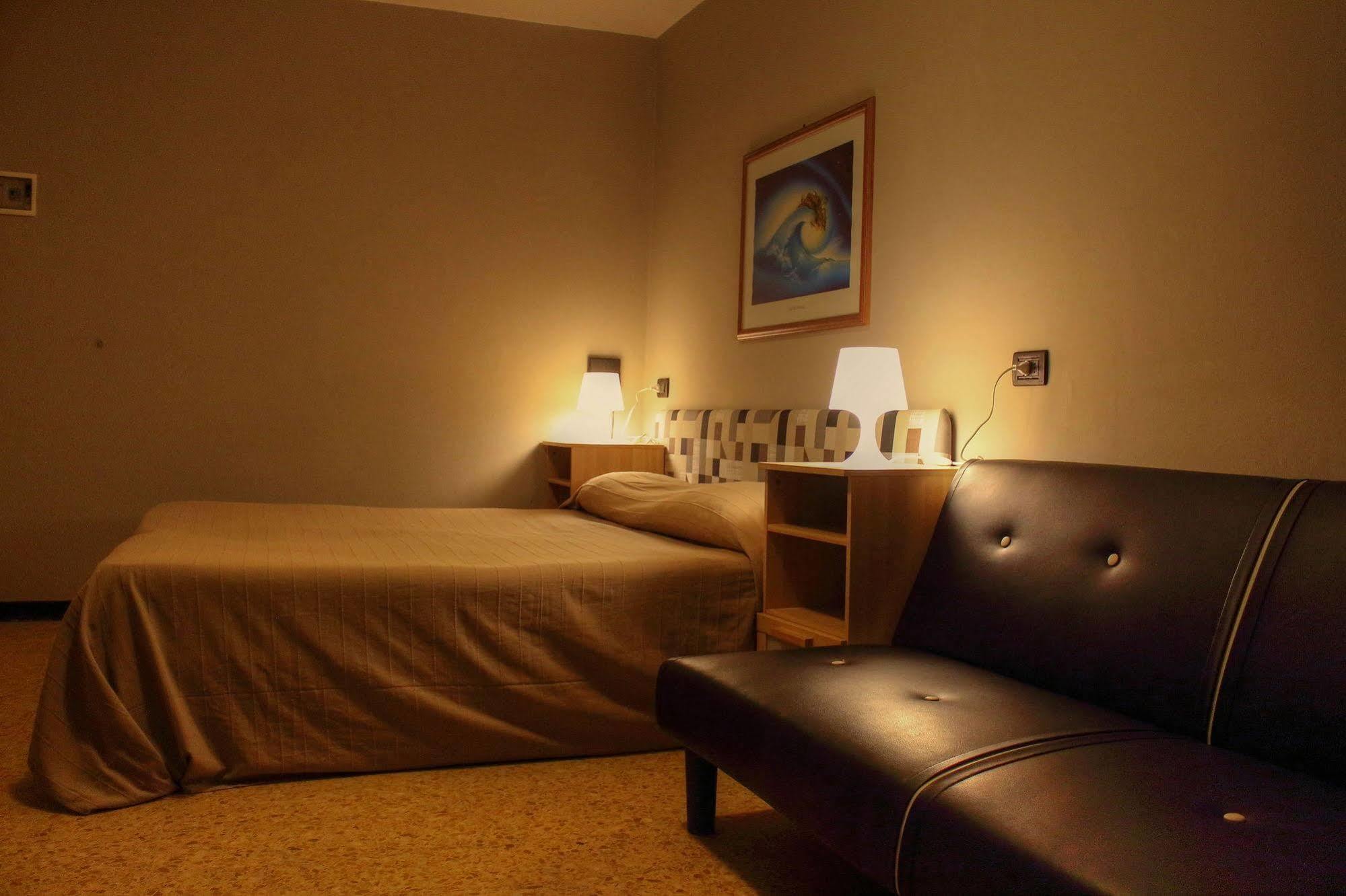 Hotel Pino Lerici Eksteriør billede